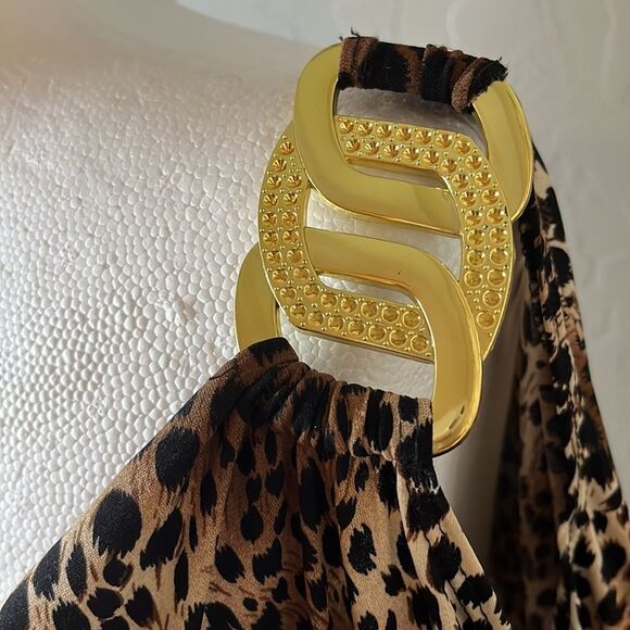 Julie’s Closet Animal Print Cold/drop Shoulder Embellished Shoulder Piece SZ 1X - Picture 4 of 11